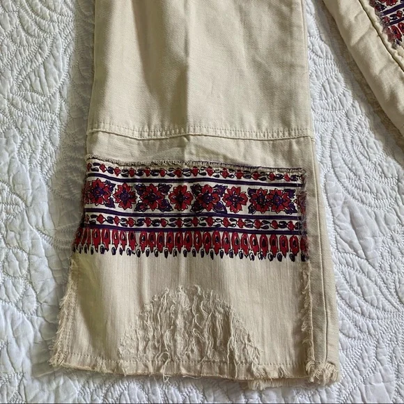 Free People distressed paisley patterned jeans - Picture 16 of 16